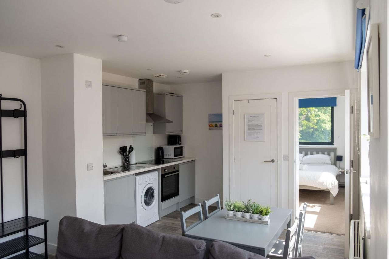 Modern One Bedroom Apartment In Town Centre & 4 Min To The Beach Bournemouth Exterior photo